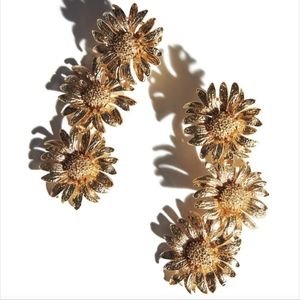 ZARA TRIPLE DAISY FLOWER DROP EARRINGS GOLD NWT